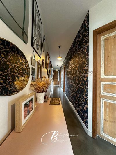 Image No.7-5 Bed House for sale