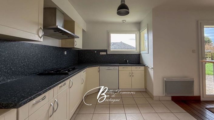 Image No.11-4 Bed House for sale