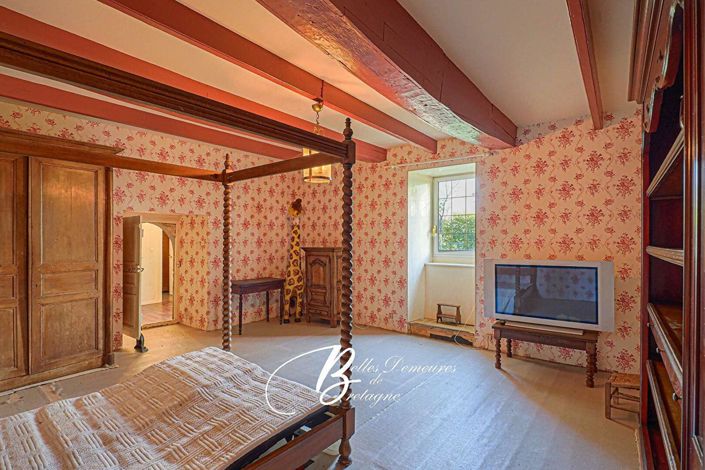 Image No.14-4 Bed House for sale