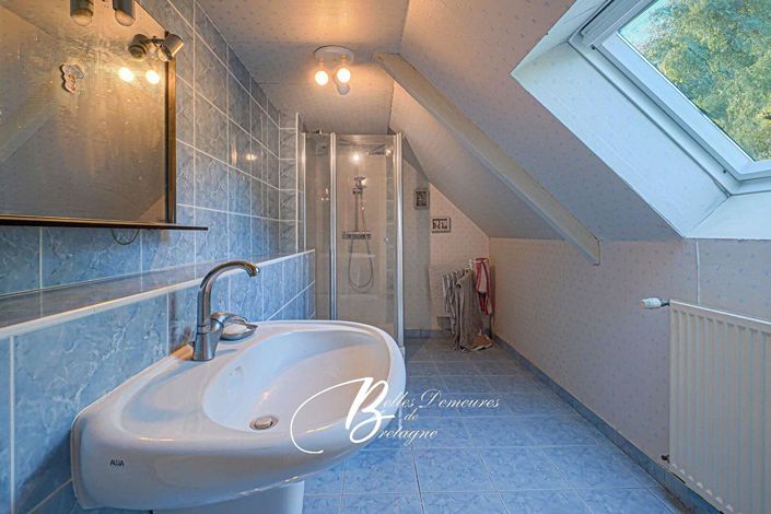 Image No.16-4 Bed House for sale