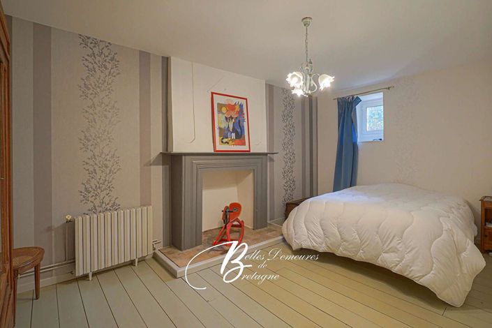 Image No.17-4 Bed House for sale