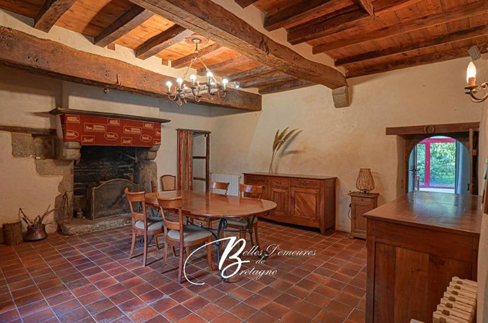 Image No.8-4 Bed House for sale