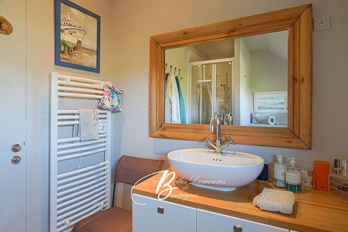 Image No.16-4 Bed House for sale