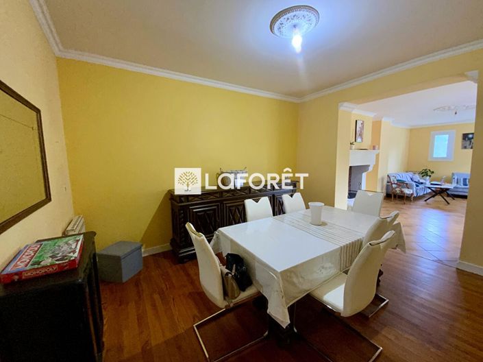 Image No.7-4 Bed House for sale