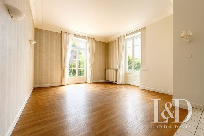 Image No.5-Maison de 6 chambres à vendre à Vif