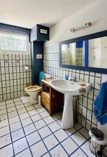 Image No.22-House for sale