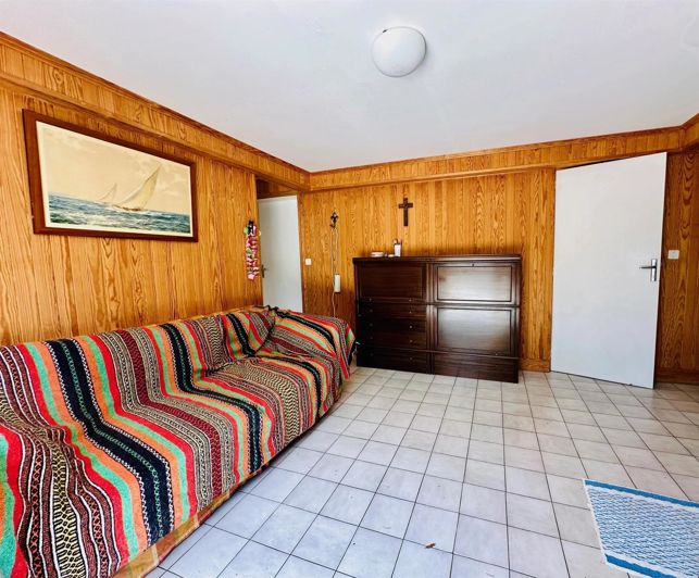 Image No.23-House for sale