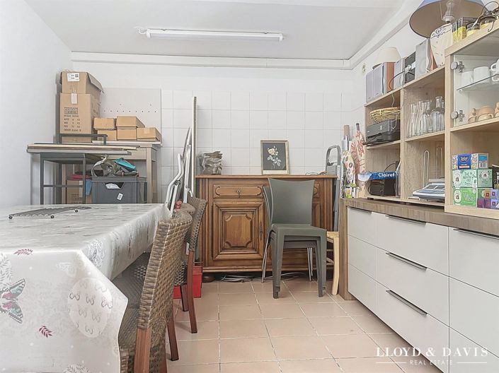 Image No.11-House for sale