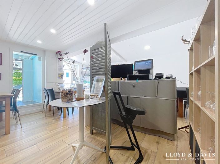 Image No.6-House for sale