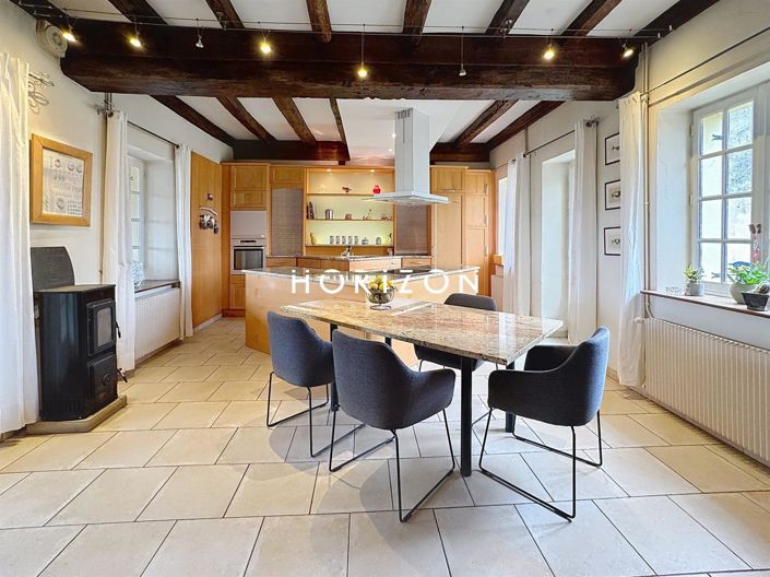 Image No.12-5 Bed House for sale