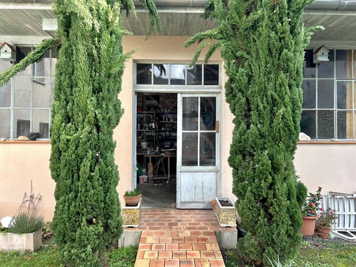 Image No.14-3 Bed House for sale