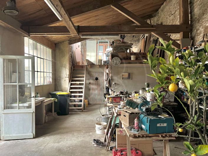 Image No.15-3 Bed House for sale