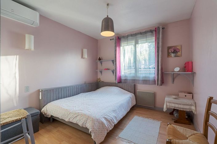 Image No.14-4 Bed House for sale