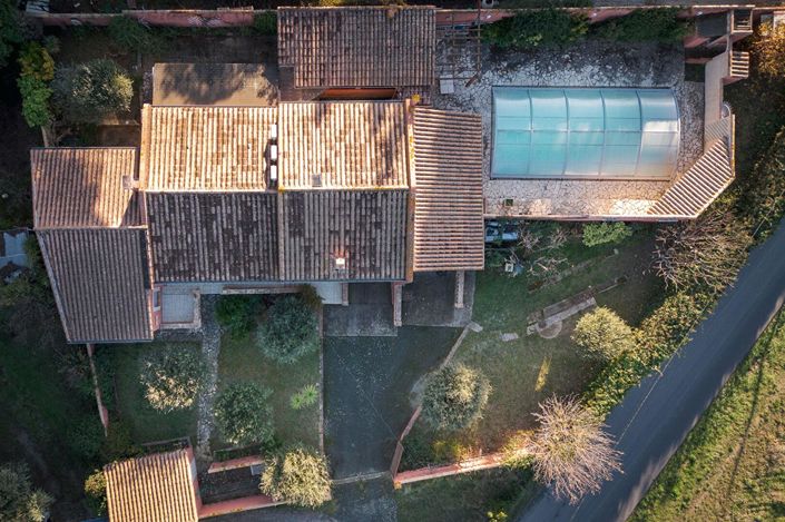 Image No.3-4 Bed House for sale