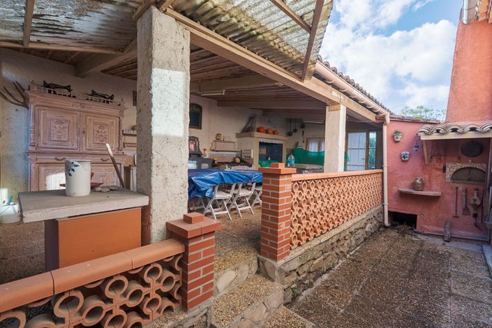 Image No.5-4 Bed House for sale