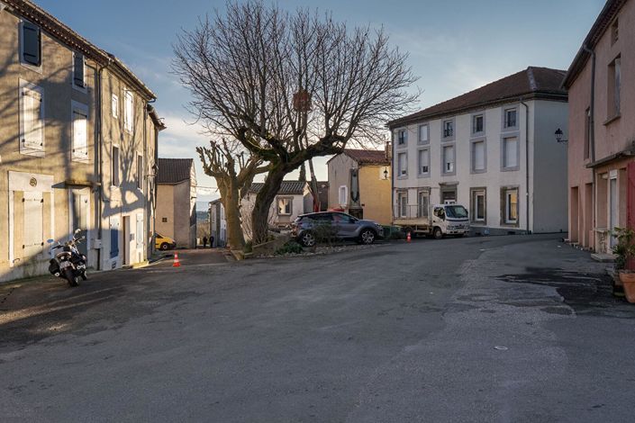 Image No.2-3 Bed House for sale