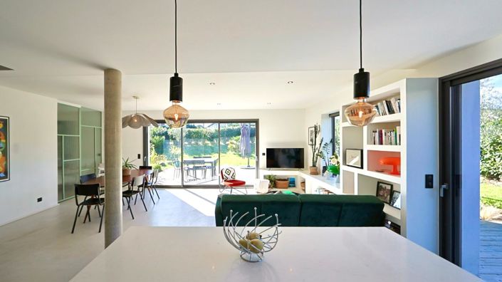 Image No.7-4 Bed House for sale