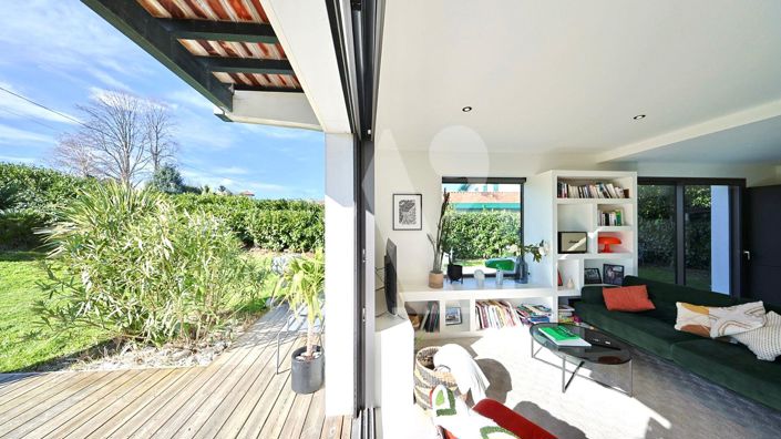 Image No.9-4 Bed House for sale