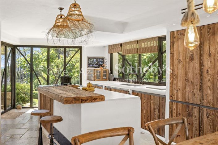 Image No.12-Propriété de 5 chambres à vendre à Mougins