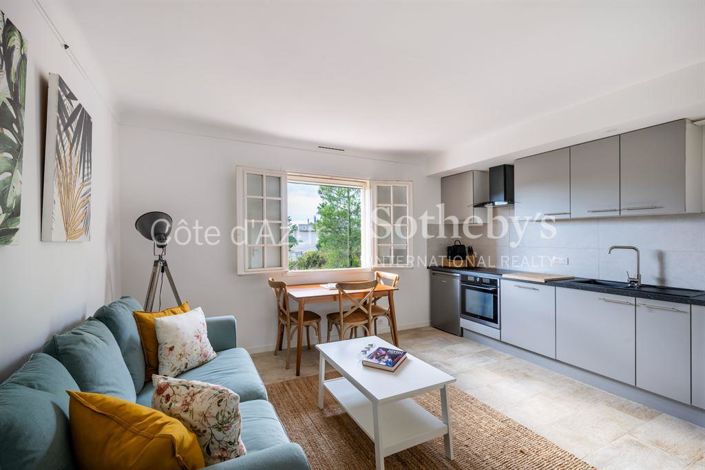 Image No.20-7 Bed House for sale