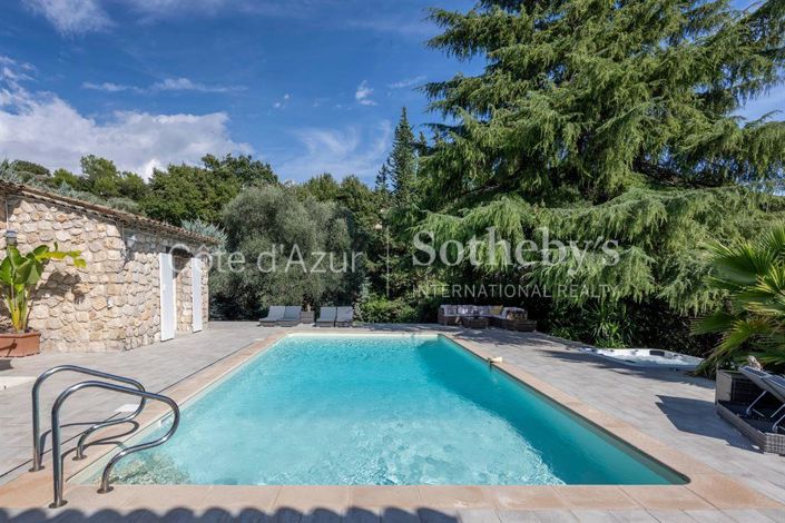 Image No.5-7 Bed House for sale