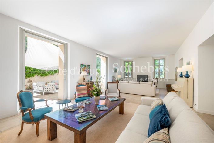 Image No.16-7 Bed House for sale