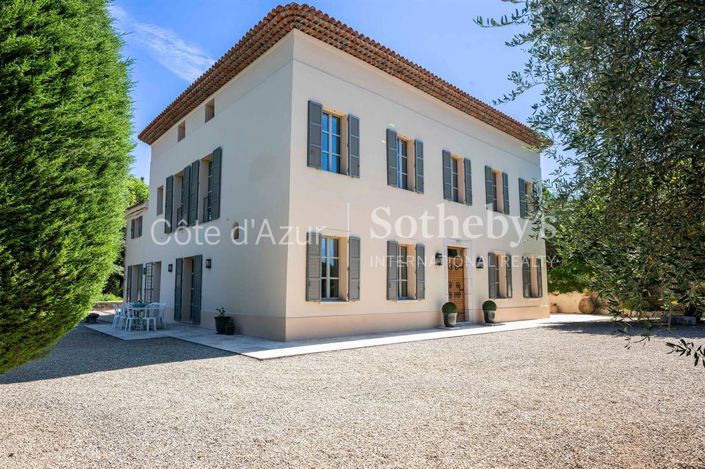 Image No.7-7 Bed House for sale