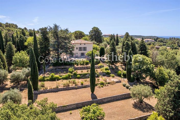 Image No.8-7 Bed House for sale