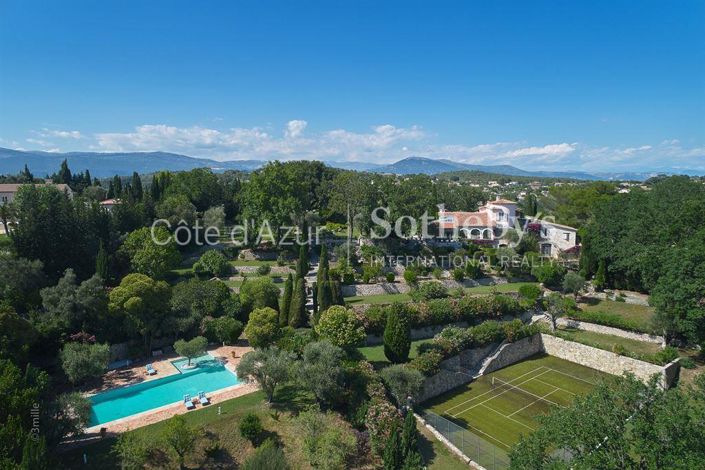 Image No.12-Propriété de 12 chambres à vendre à Mougins