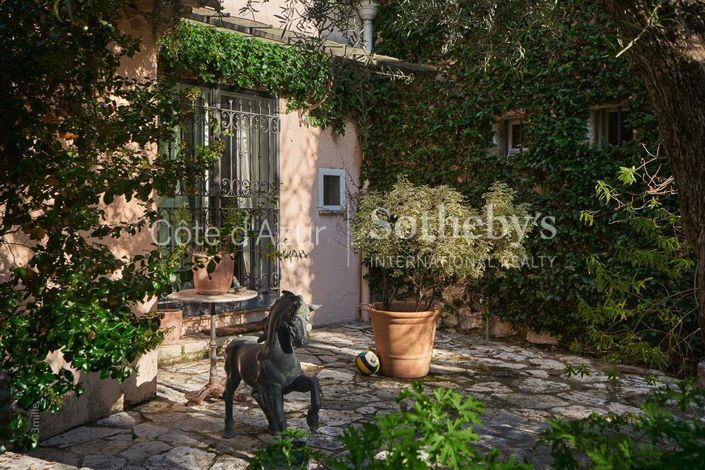 Image No.5-Propriété de 12 chambres à vendre à Mougins