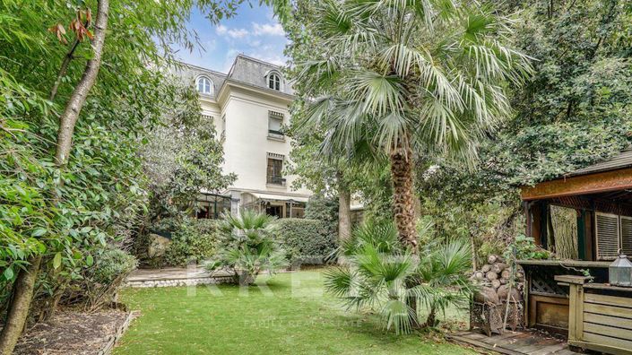 Image No.4-Propriété de 6 chambres à vendre à Paris