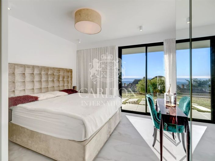 Image No.19-4 Bed House for sale