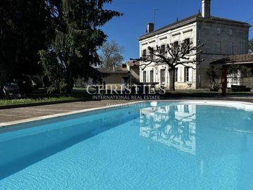 1 - Castillon-la-Bataille, House