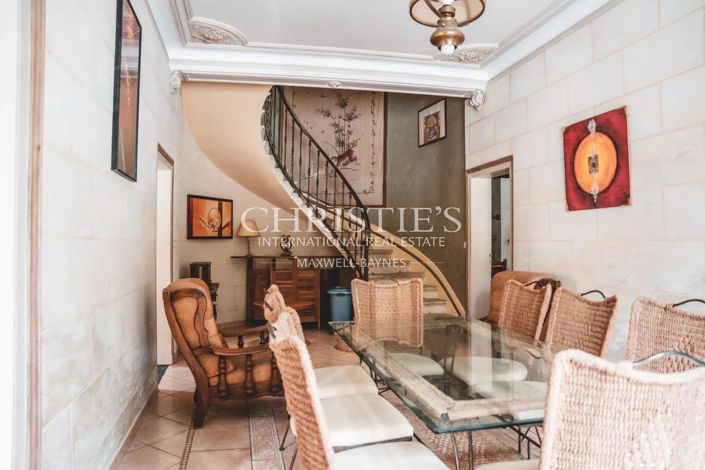 Image No.15-4 Bed House for sale