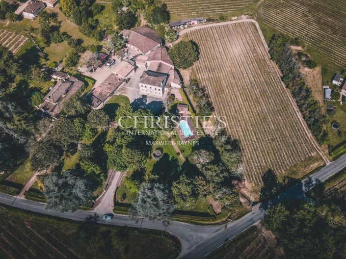 Image No.2-4 Bed House for sale