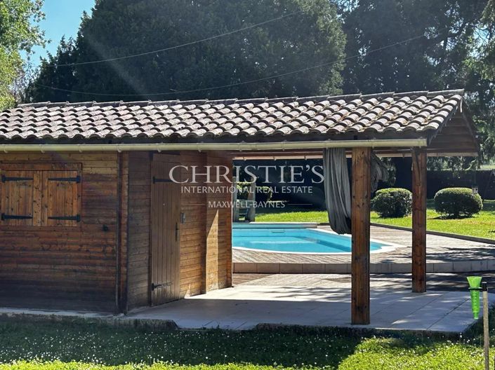 Image No.8-4 Bed House for sale