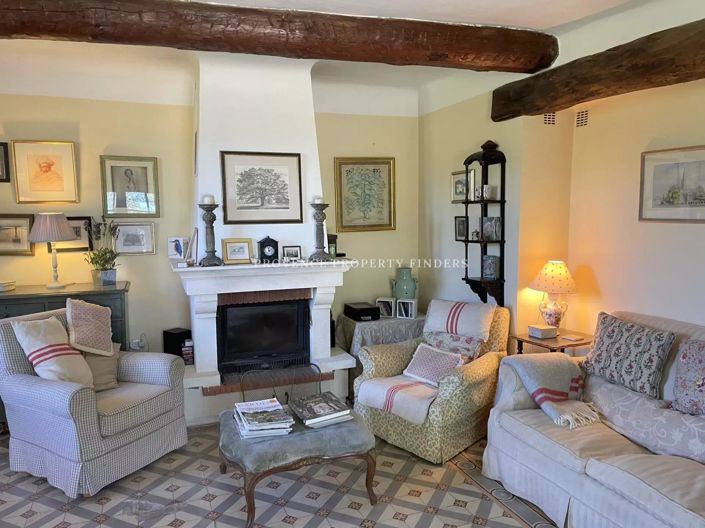 Image No.2-Maison de 4 chambres à vendre à Correns