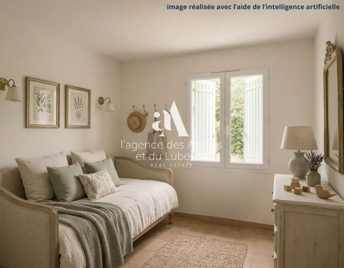 Image No.15-3 Bed House for sale