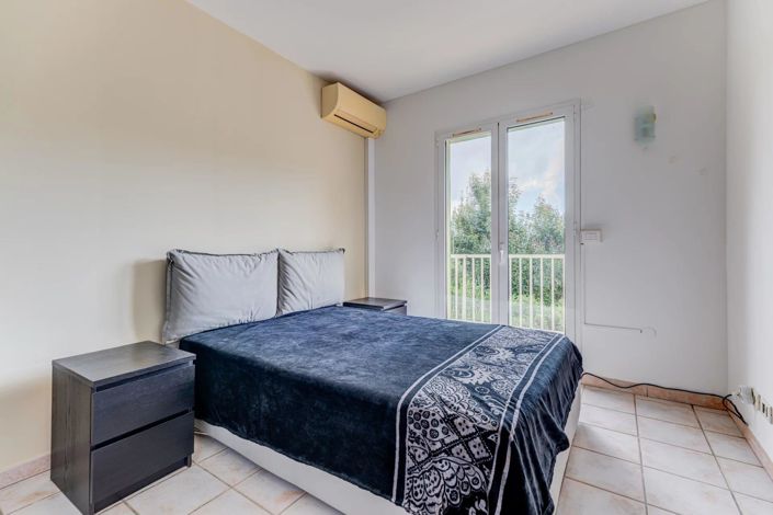 Image No.7-3 Bed House for sale