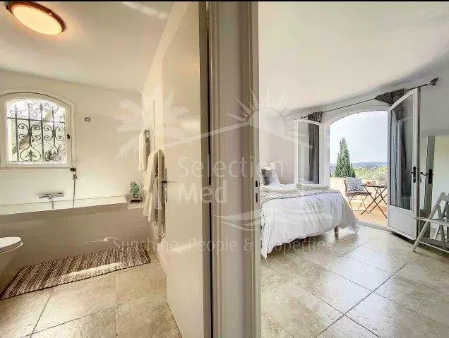 Image No.10-6 Bed House for sale