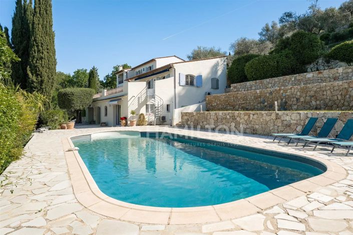 Image No.24-6 Bed House for sale