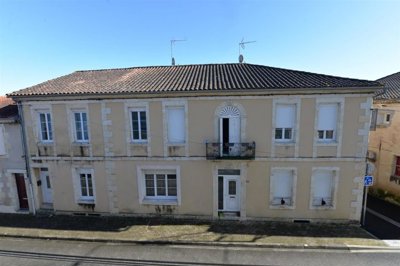 1 - Vic-Fezensac, Apartment