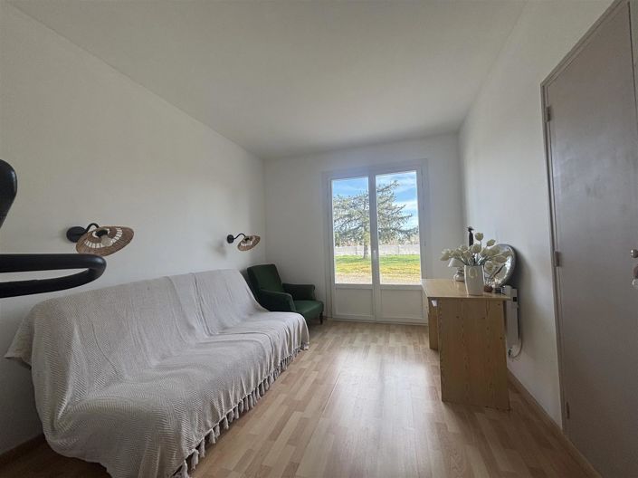 Image No.16-3 Bed House for sale