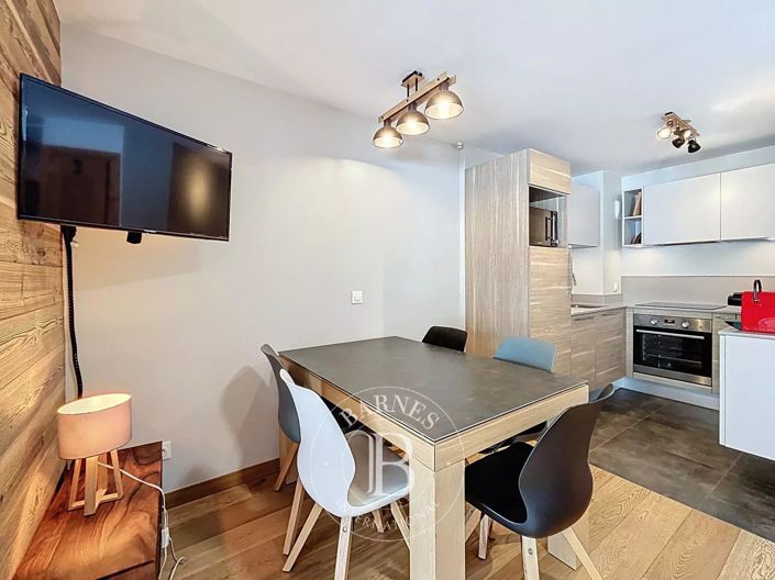 Image No.10-1 Bed Apartment for sale