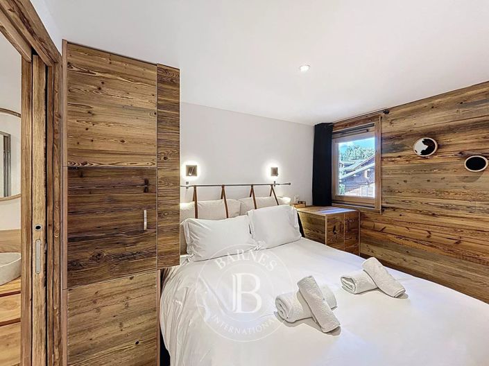 Image No.19-5 Bed Apartment for sale