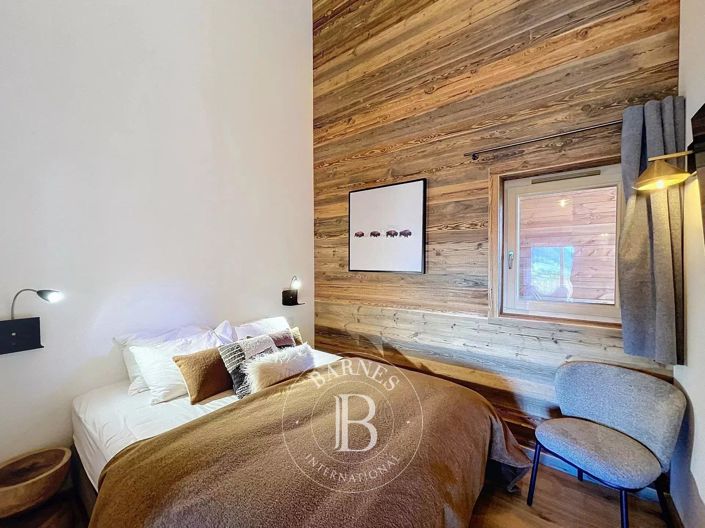 Image No.24-5 Bed Apartment for sale