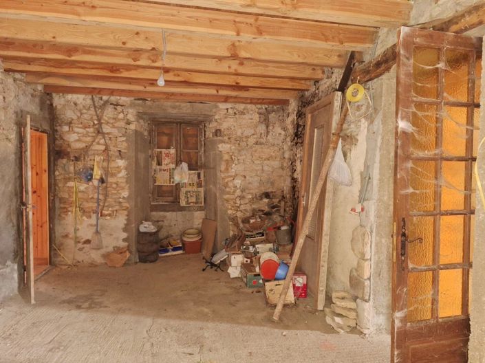 Image No.10-1 Bed House for sale