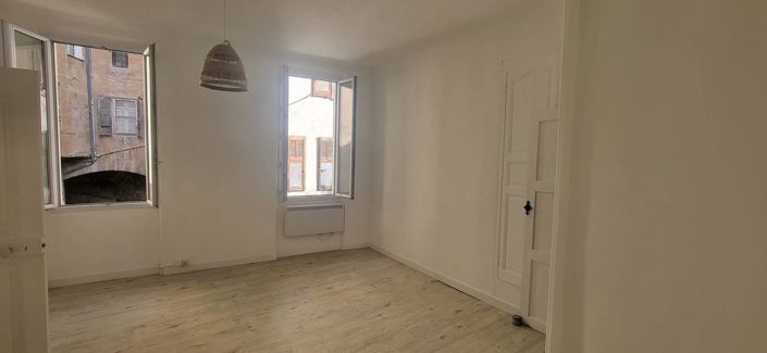 Image No.8-Apartment for sale