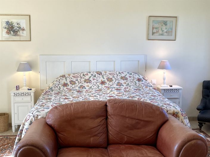 Image No.12-5 Bed House for sale