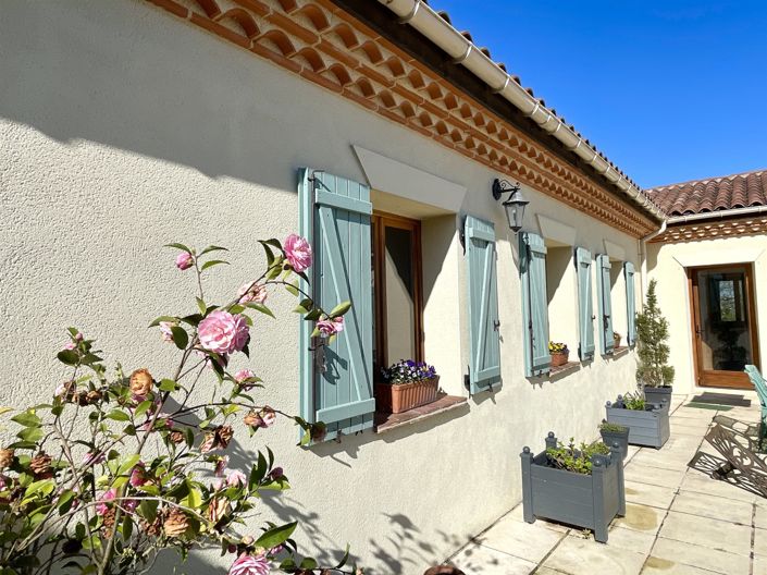 Image No.22-5 Bed House for sale